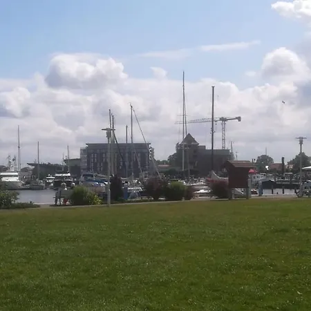 Apartment Kuschlige In Der Vinetastadt